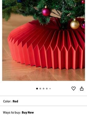Red Accordion-Style Tree Skirt